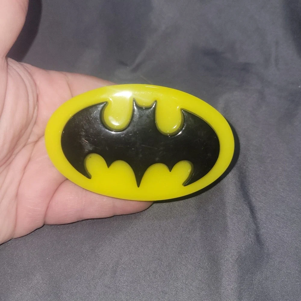 Vintage Batman Yellow Bat Signal Night Light Plug-In DC Comics Collectible Works